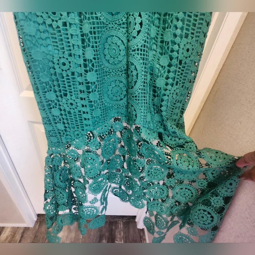 Lena Emerald Crochet Midi Dress Size Medium EUC - Picture 2 of 5